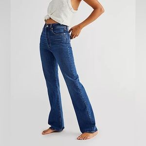 Levi’s Ribcage Bootcut jeans